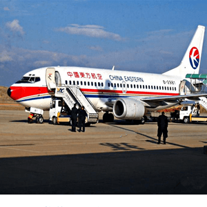 珠海莲洲航空快运业稳步发展的原因是什么？